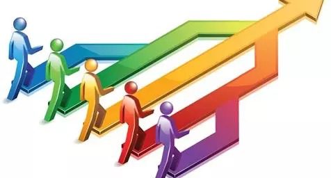 Five colorful human figures walk upward along matching colored arrows, which converge and point to the upper right, symbolizing teamwork and progress driven by shared knowledge and data.
